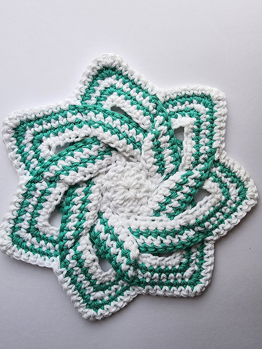 White / Green Flower Hotpad